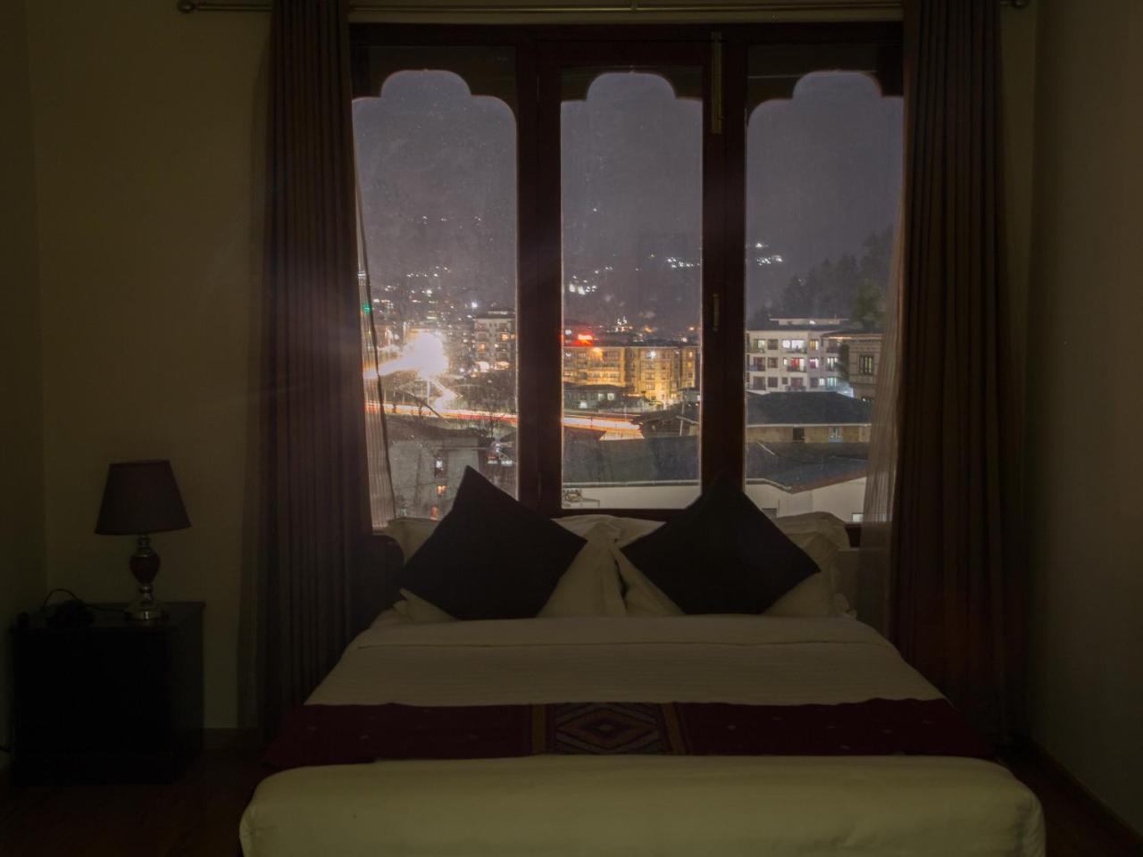 Hôtel Riverside à Thimphou Extérieur photo