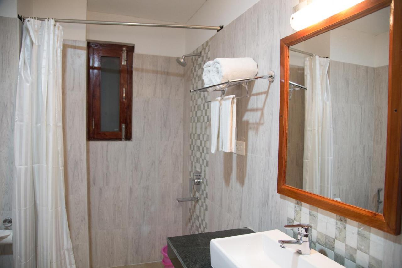 Hôtel Riverside à Thimphou Extérieur photo